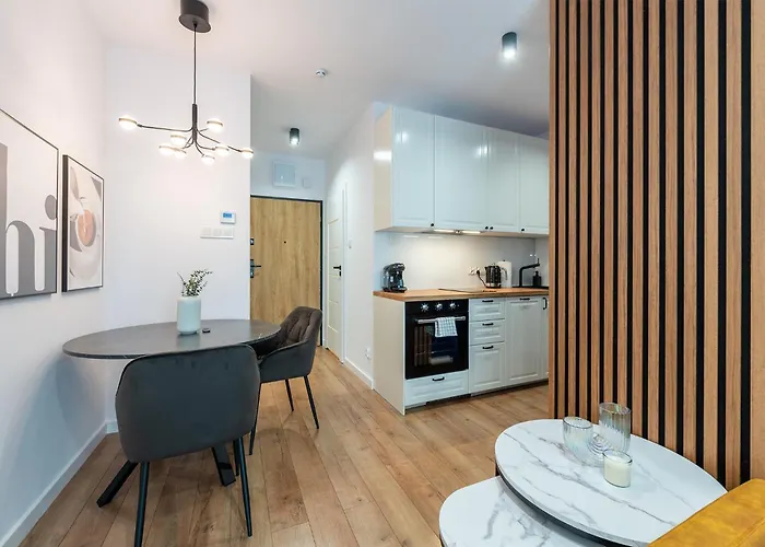 Lejlighed Golden Haven By Aparo - Nowy Apartament, Winda, Balkon, Szpital Ckd, Łódź