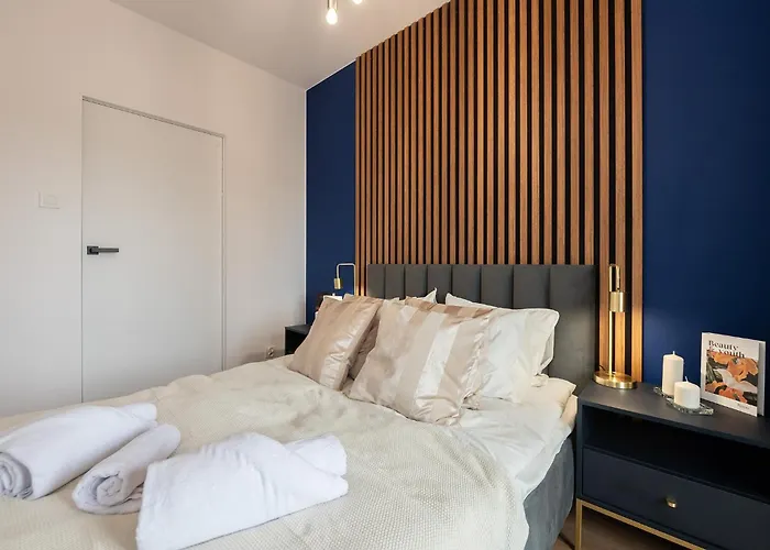 Golden Haven By Aparo - Nowy Apartament, Winda, Balkon, Szpital Ckd,